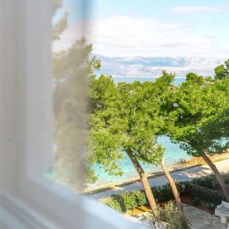 Sutivan Best Apartments