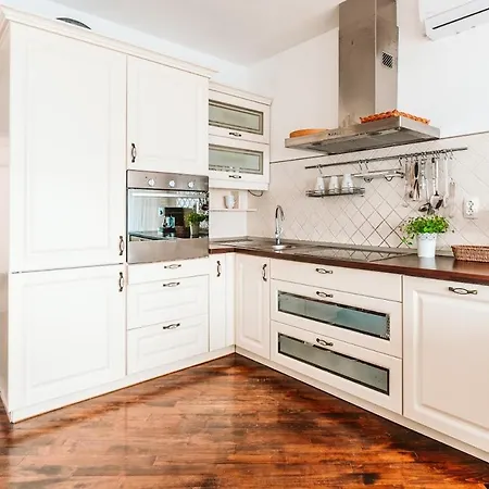 Sutivan Best Apartments * Sutivan