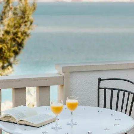 Sutivan Best Apartments سوتيفان