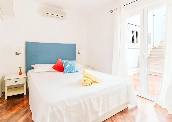 Sutivan Best Apartments *