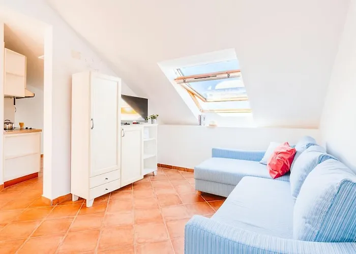 Sutivan Best Apartments شقة *
