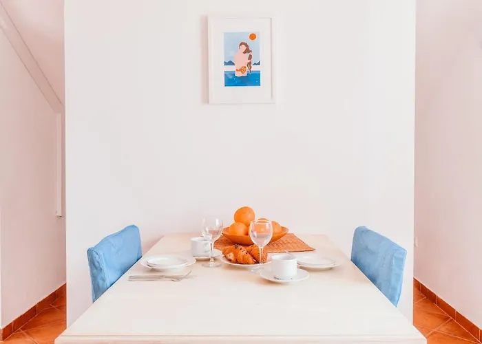 Sutivan Best Apartments شقة *