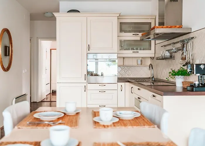 Sutivan Best Apartments *
