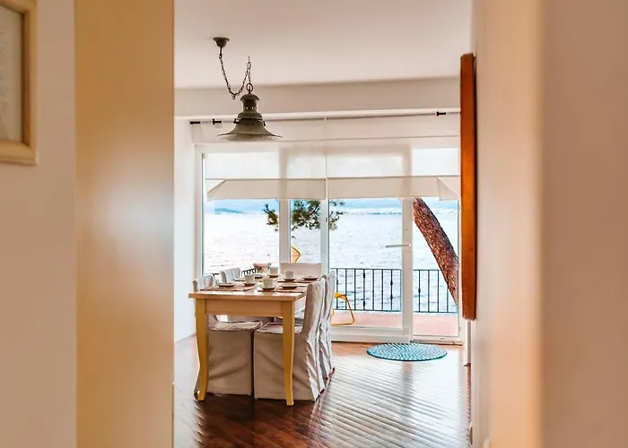 Sutivan Best Apartments شقة *