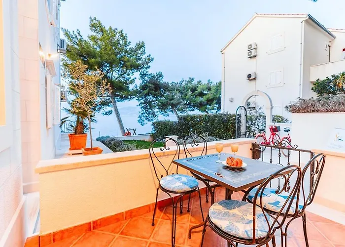Sutivan Best Apartments * سوتيفان