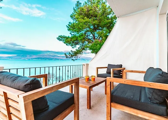 Sutivan Best Apartments سوتيفان